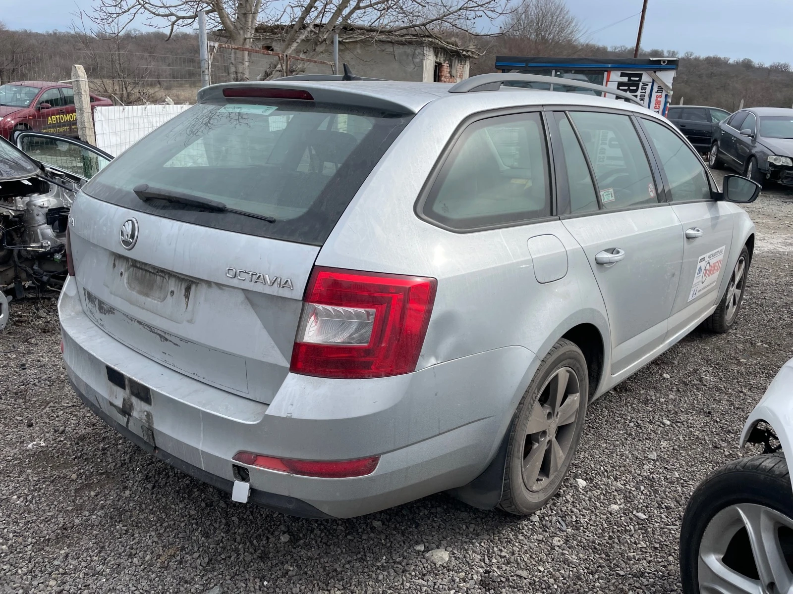 Skoda Octavia 1.6 - изображение 3