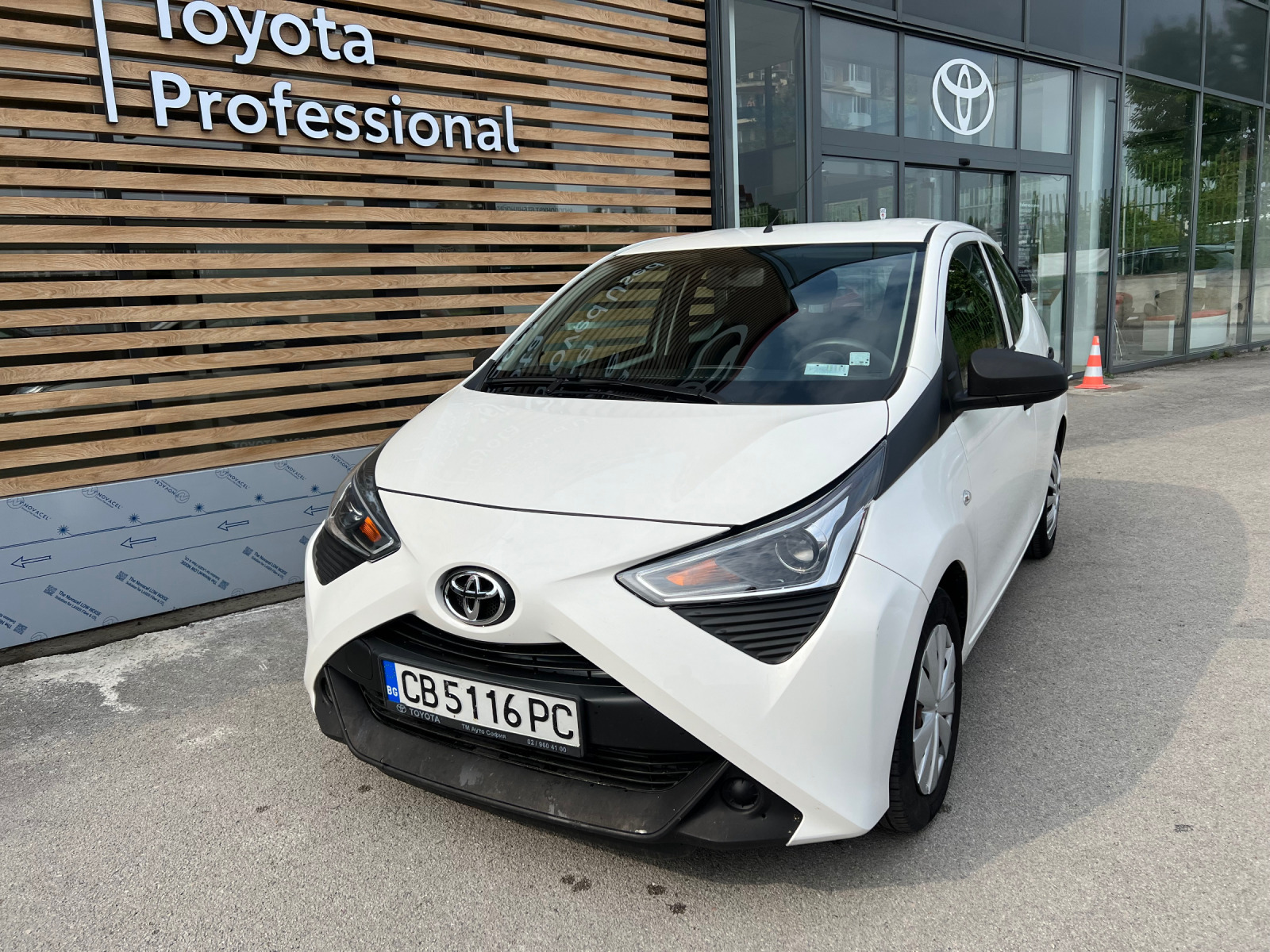 Toyota Aygo 1.0 MT - изображение 2