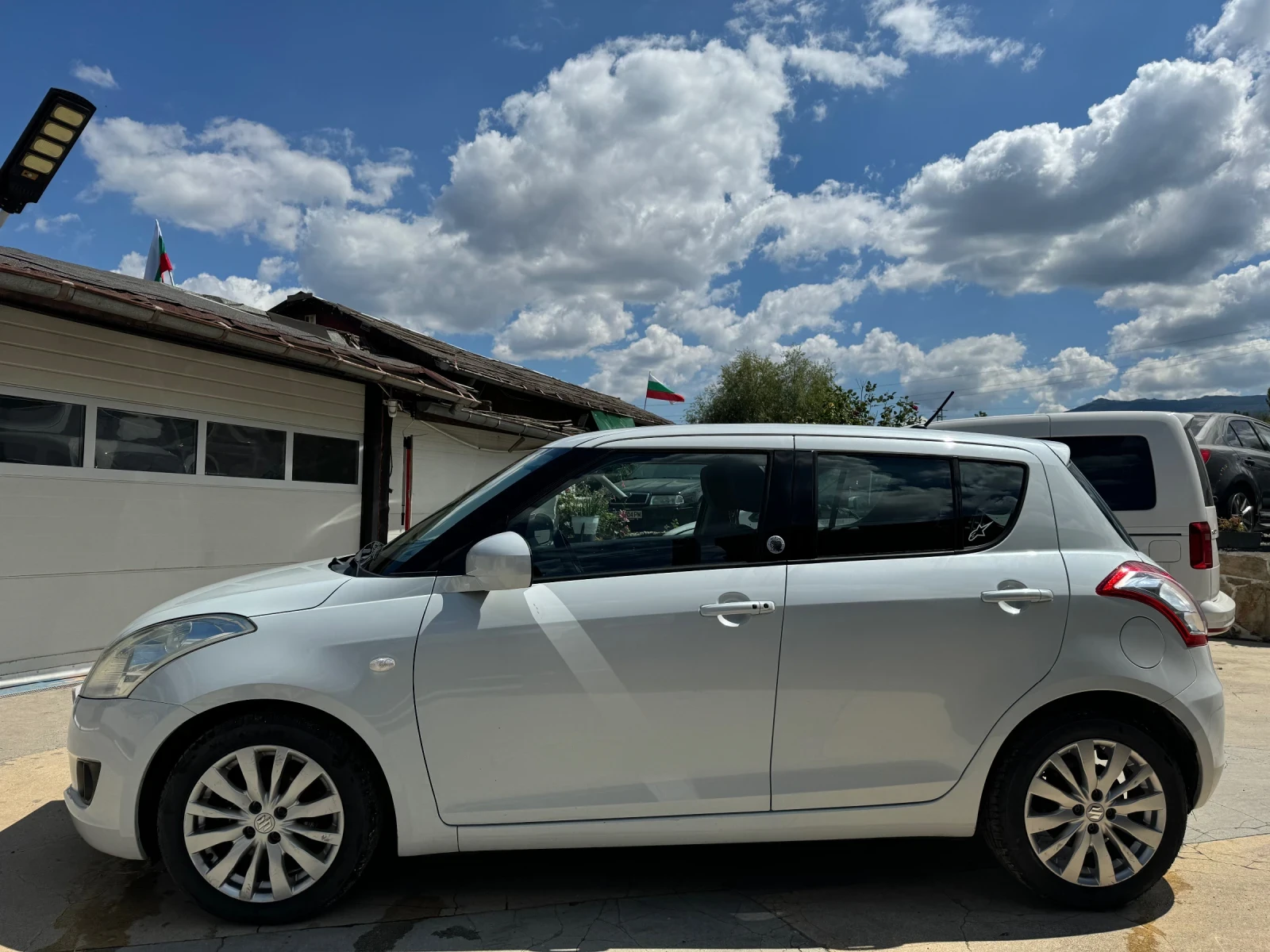 Suzuki Swift 1.2 Indigo KeyLessGo  - изображение 3