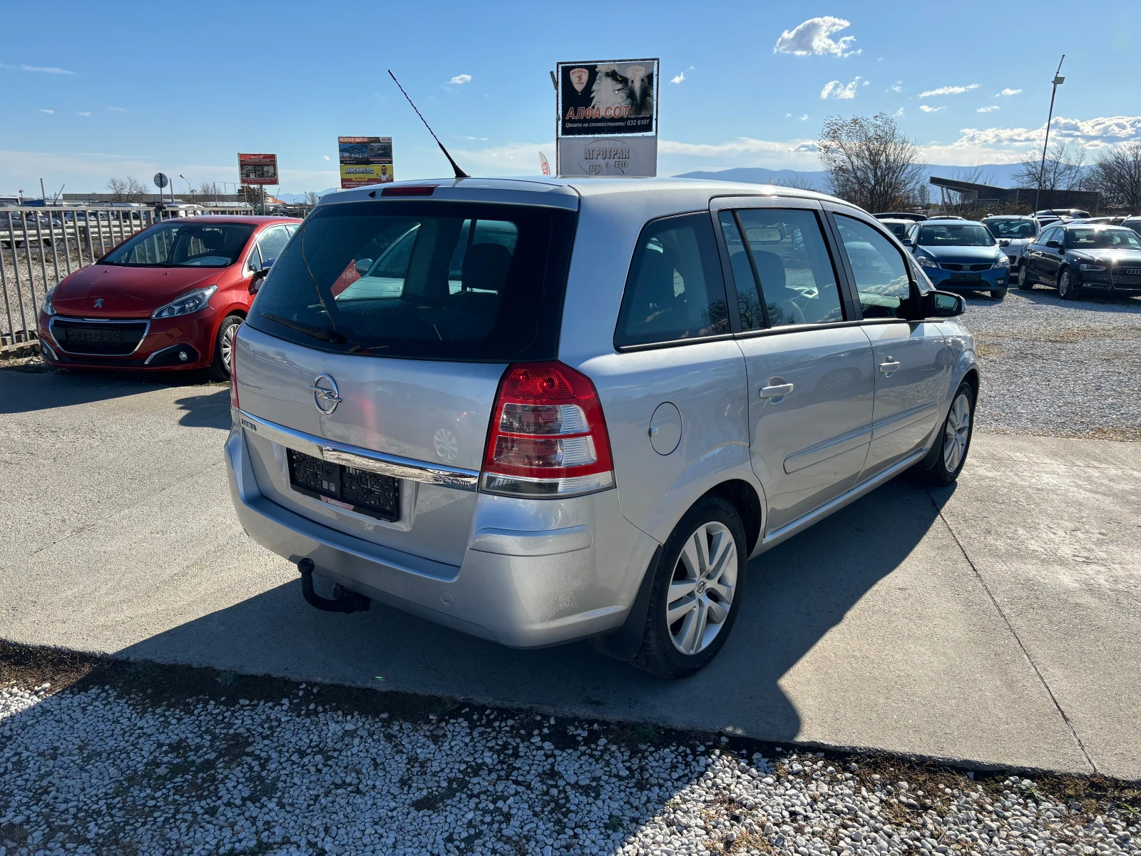 Opel Zafira 1.6i/Face Lift - изображение 3