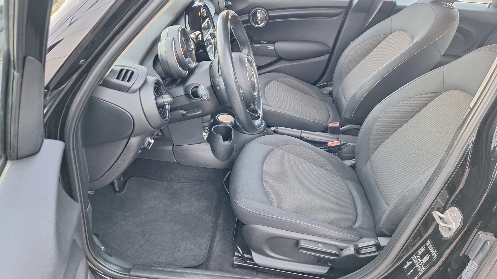 Mini Cooper 1.5- swiss. 6ск.  - изображение 6