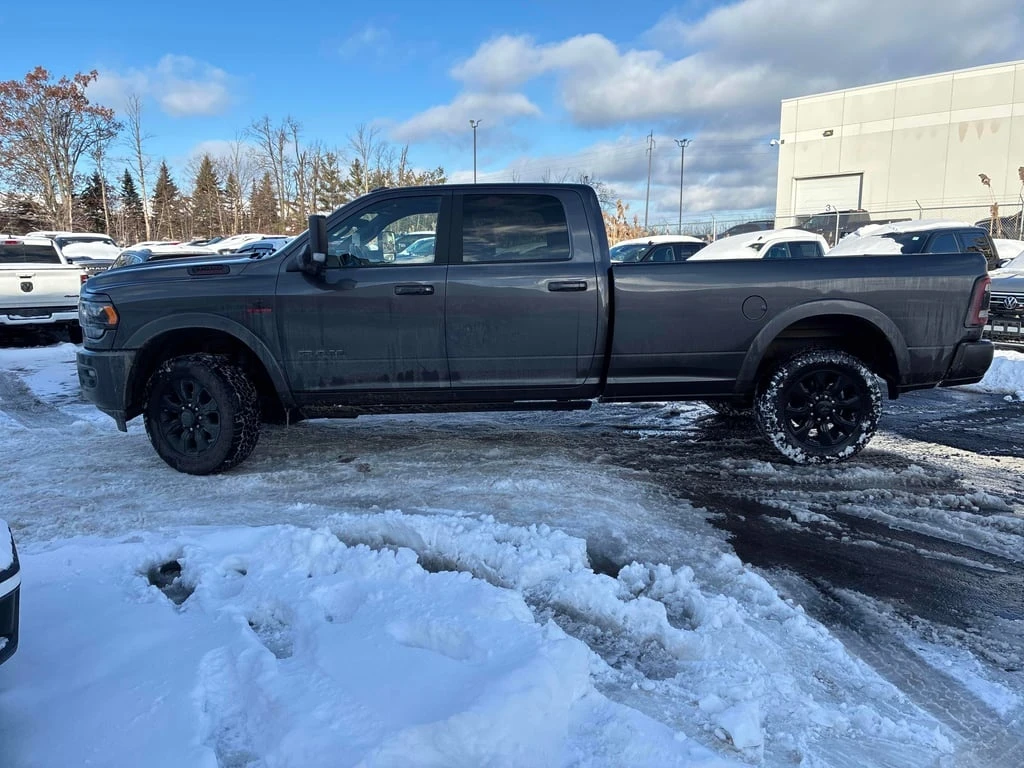 Dodge RAM 3500 * Limited * CARFAX * БЕЗ ПЪРВОНАЧАЛНА ВНОСКА - изображение 2