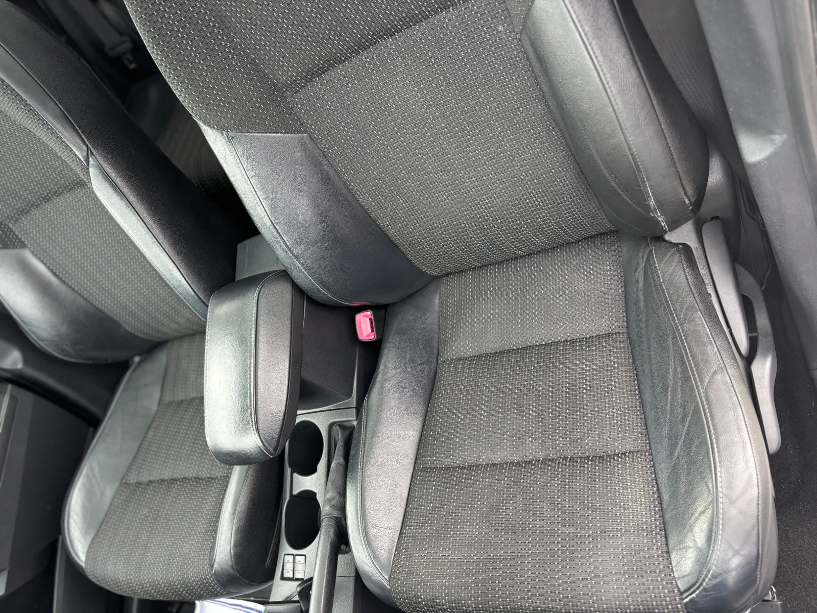 Toyota Auris Hibrid, 1.8 ������,  | Mobile.bg � ����������� 8