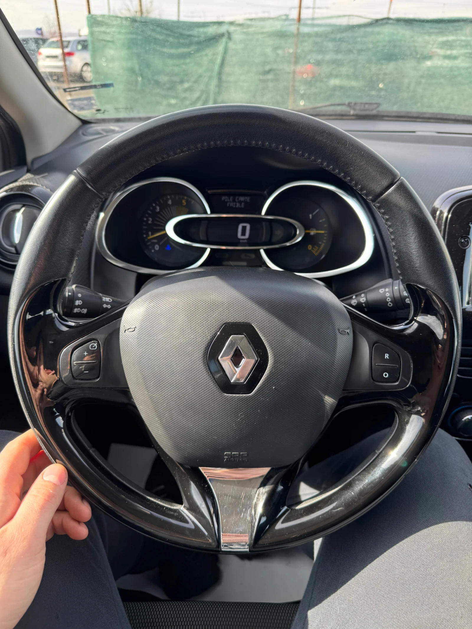 Renault Clio 1.5 dci, снимка 7 - Автомобили и джипове - 53608118