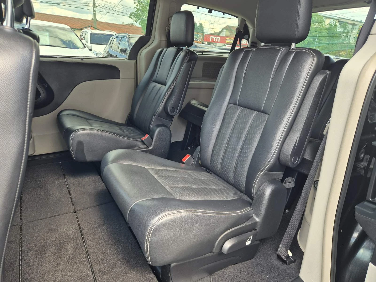 Chrysler Gr.voyager 2.8CRDI-LANCIA, снимка 16 - Автомобили и джипове - 54433921