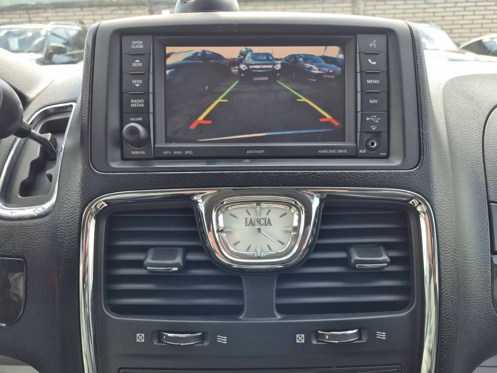 Chrysler Gr.voyager 2.8CRDI-LANCIA, снимка 12 - Автомобили и джипове - 54433921