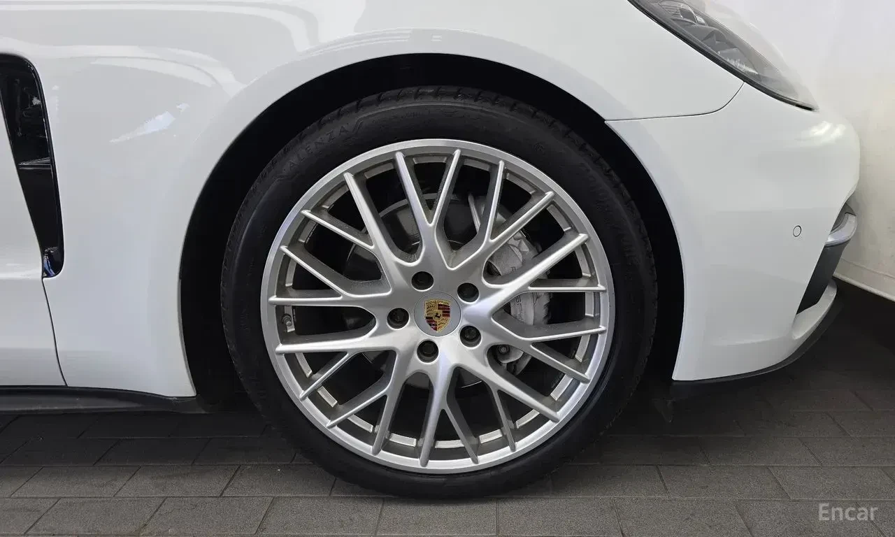 Porsche Panamera 971 3.0 AWD| V6| AWD| LED| NAVI| KAMERA| PDK, снимка 5 - Автомобили и джипове - 55145787