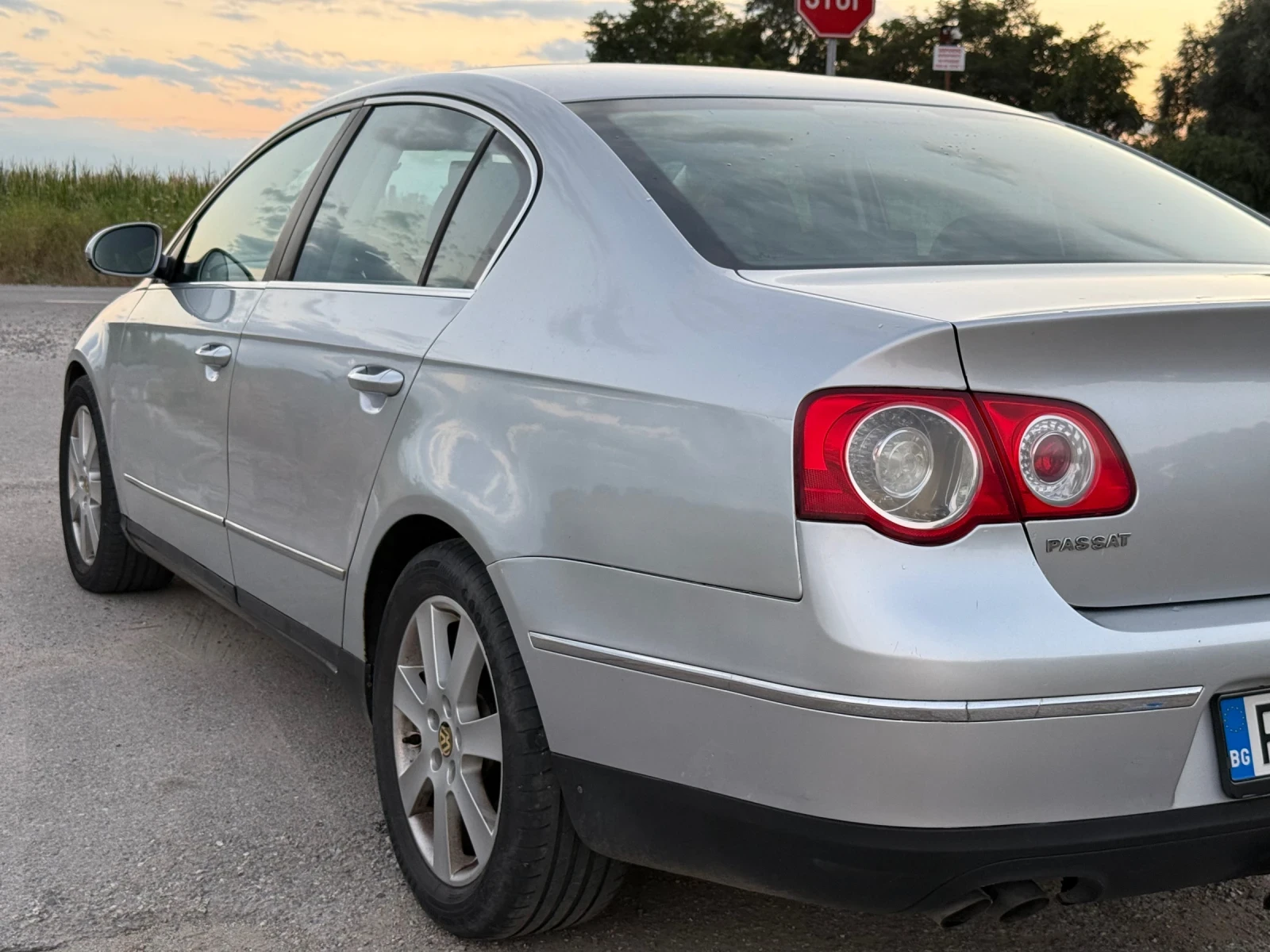 VW Passat, снимка 8 - Автомобили и джипове - 55459070
