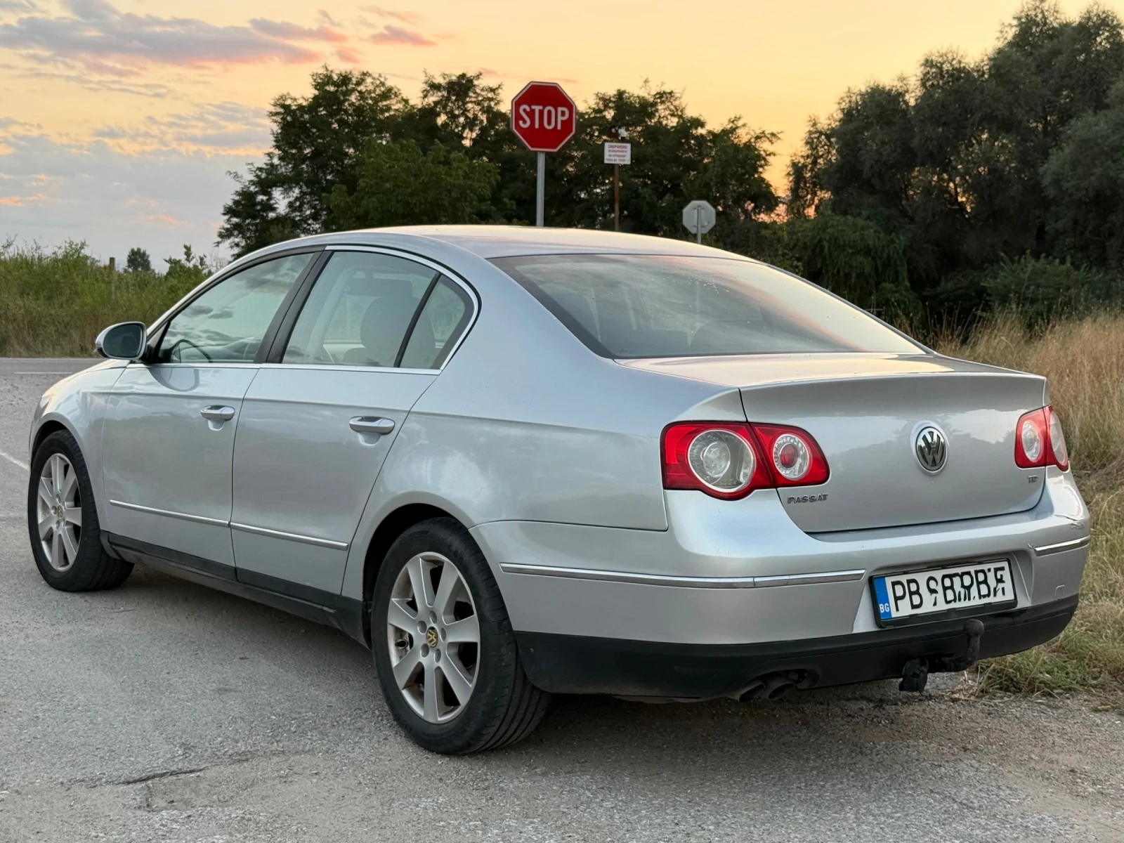 VW Passat, снимка 3 - Автомобили и джипове - 55459070