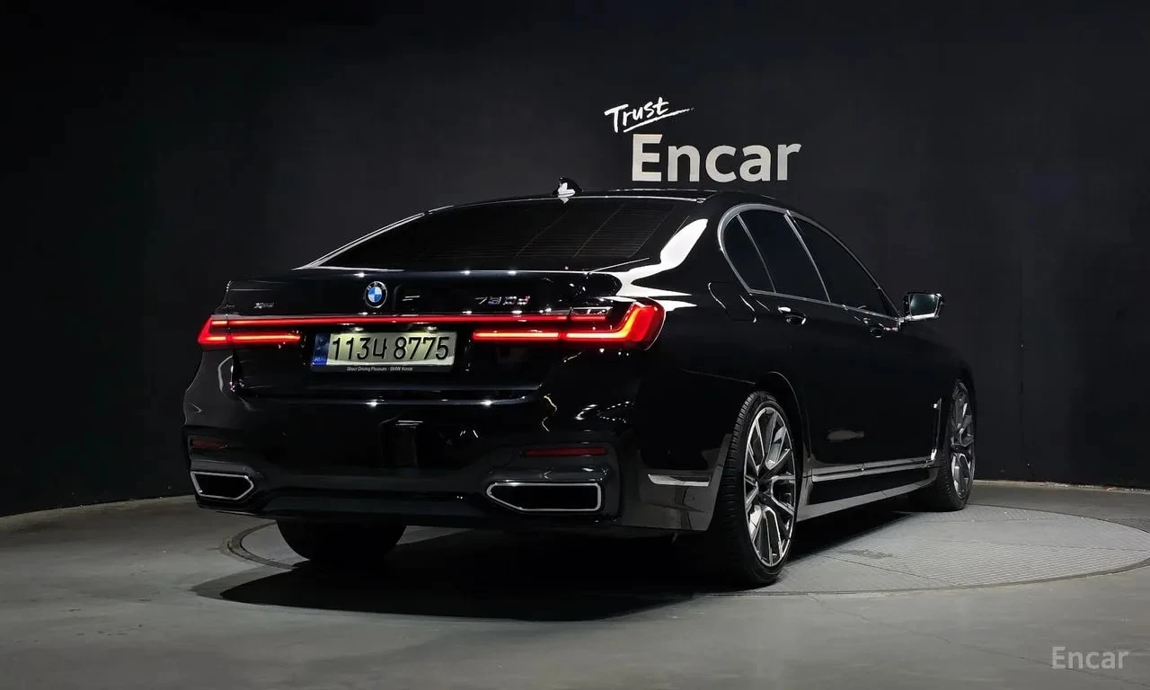 BMW 730 * 730d xDrive M Sport* АВТОКРЕДИТ* , снимка 2 - Автомобили и джипове - 55977692