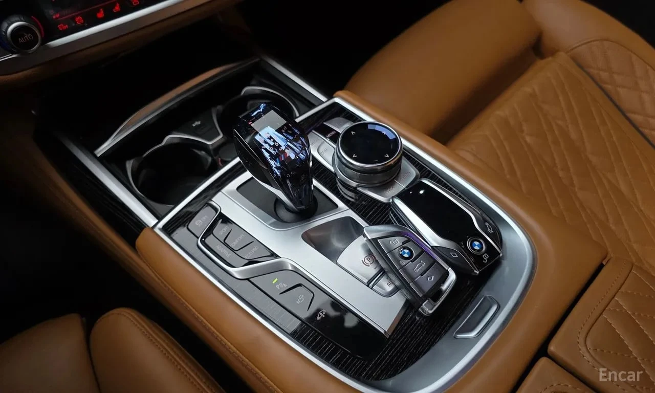 BMW 730 * 730d xDrive M Sport* АВТОКРЕДИТ* , снимка 9 - Автомобили и джипове - 55977692