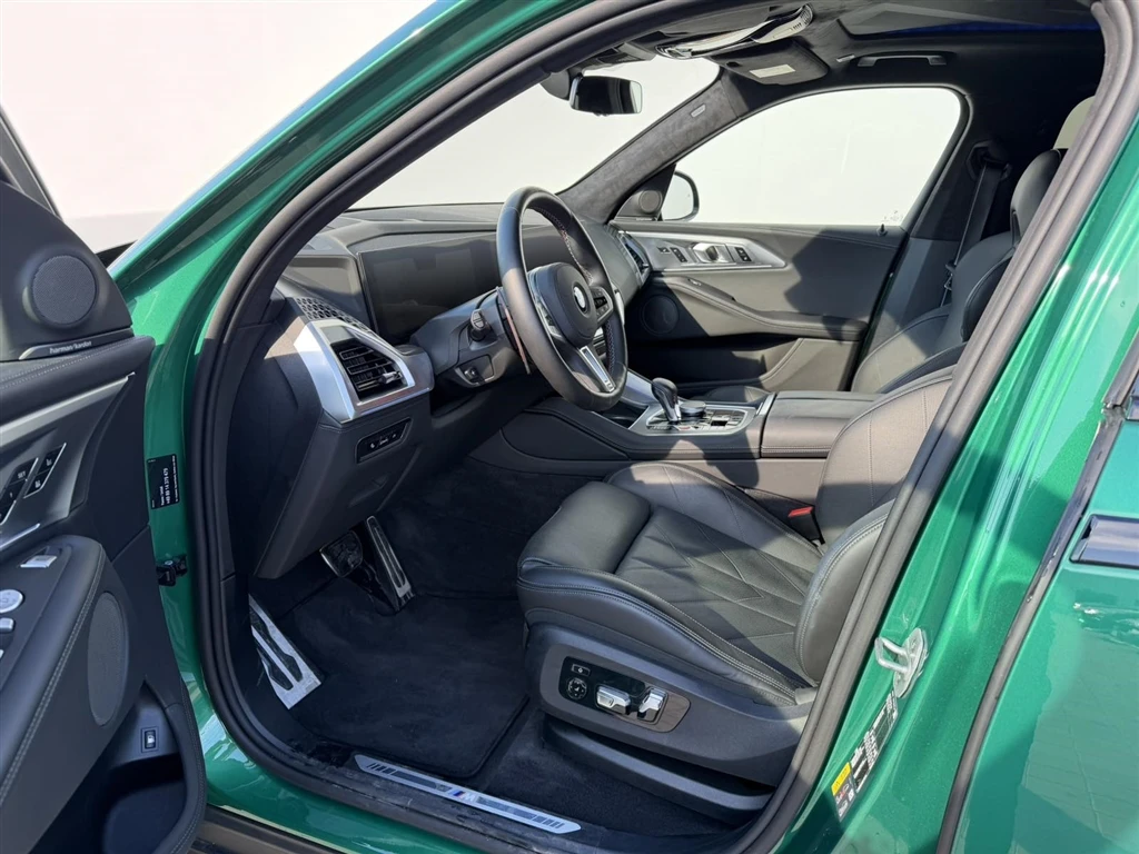 BMW XM 50e, снимка 8 - Автомобили и джипове - 56159052