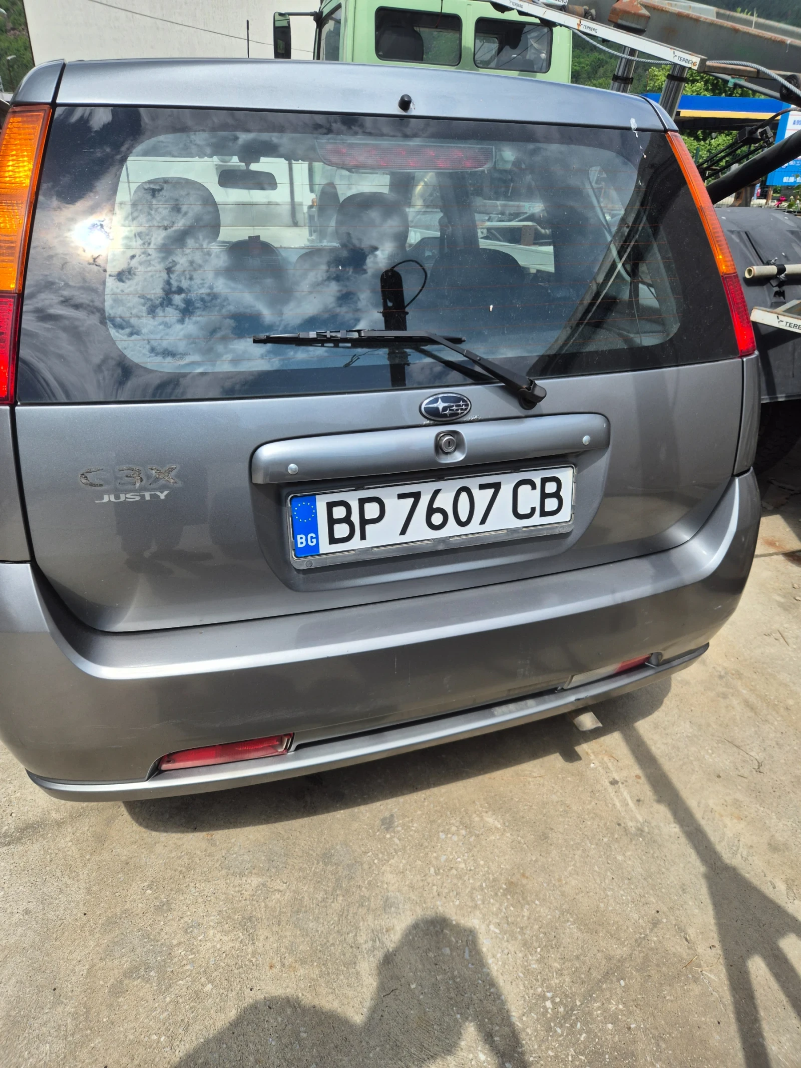 Subaru Justy, снимка 4 - Автомобили и джипове - 56433595