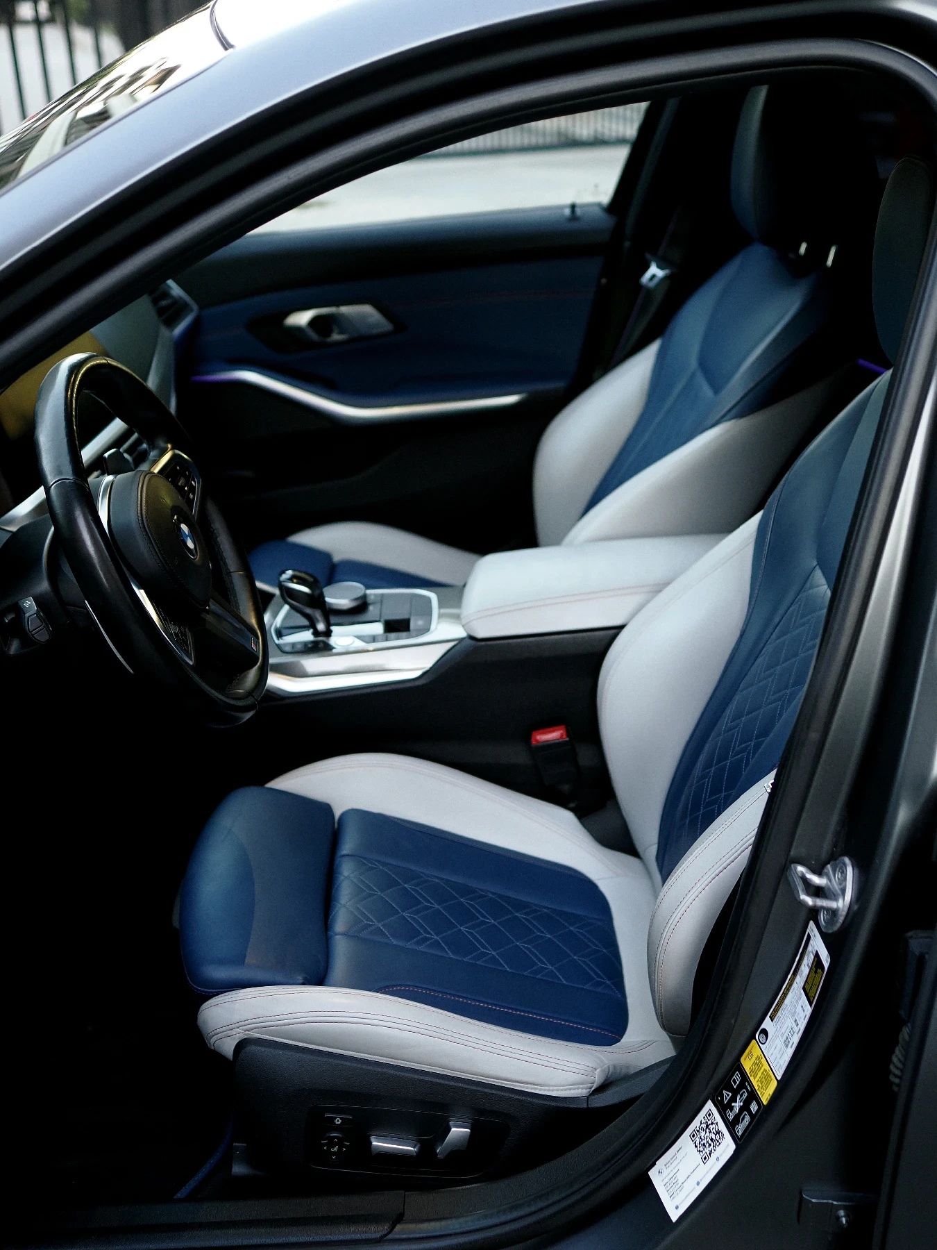 BMW 340 M340i xDrive First Edition, снимка 10 - Автомобили и джипове - 56568254