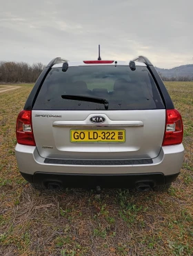 Kia Sportage 2.0 crdi, снимка 4