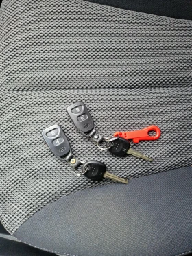 Hyundai Santa fe 2.7* V6*  - 6950 € / 13593.02 лв. - 23930391 14