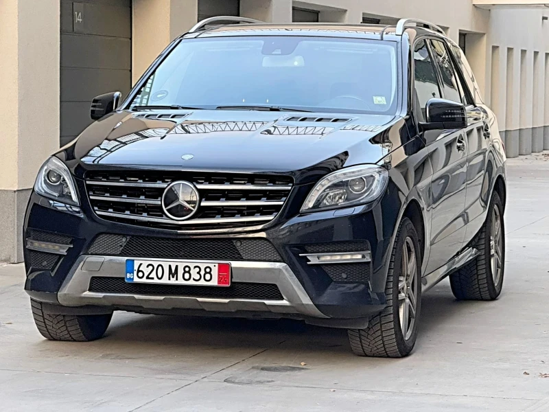 Mercedes-Benz ML 350 MERCEDES ML350d AMG* Distronic* Panorama* CAM* Hea, снимка 8 - Автомобили и джипове - 48126321