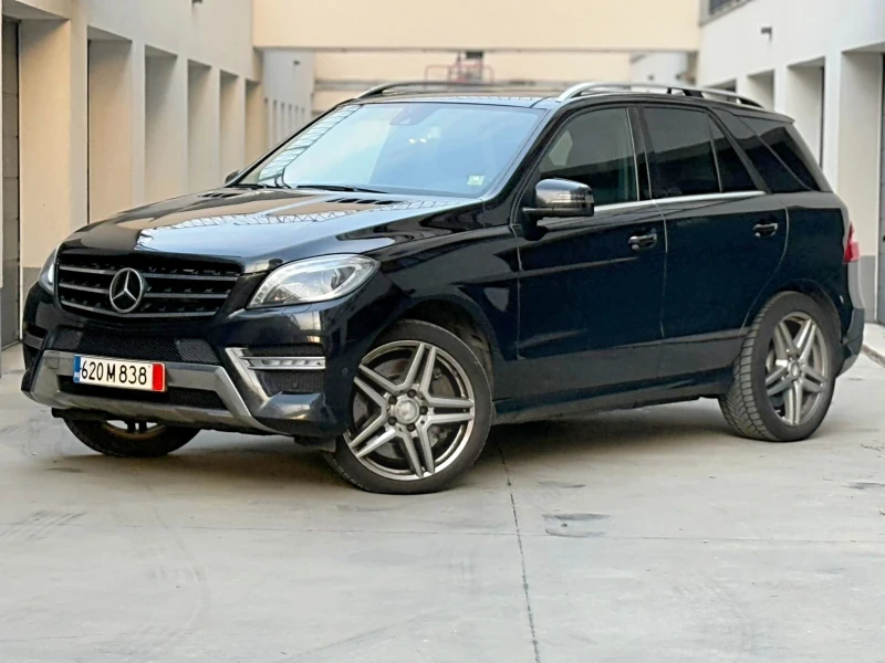 Mercedes-Benz ML 350 MERCEDES ML350d AMG* Distronic* Panorama* CAM* Hea, снимка 3 - Автомобили и джипове - 48126321