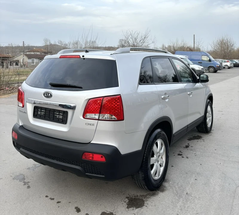 Kia Sorento 2.2 CRDI НОВ ВНОС  , снимка 5 - Автомобили и джипове - 49491646