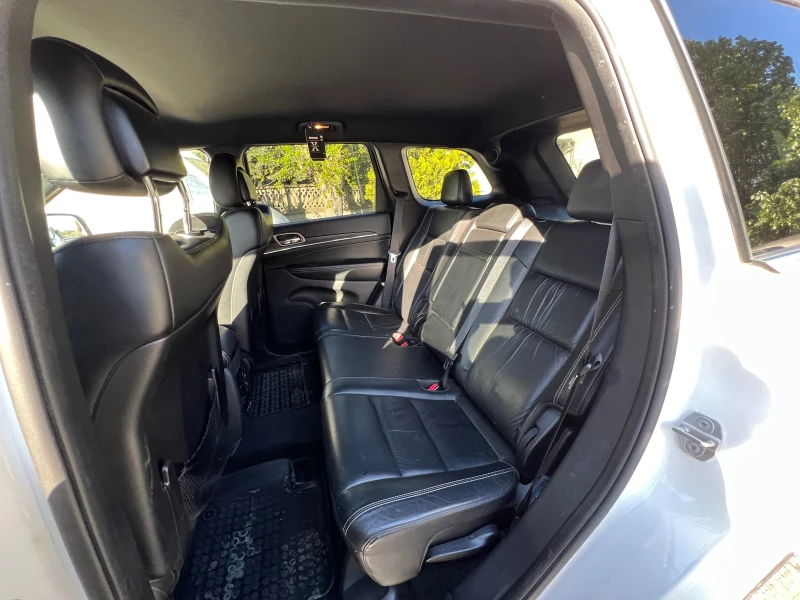 Jeep Grand cherokee, снимка 11 - Автомобили и джипове - 52554665
