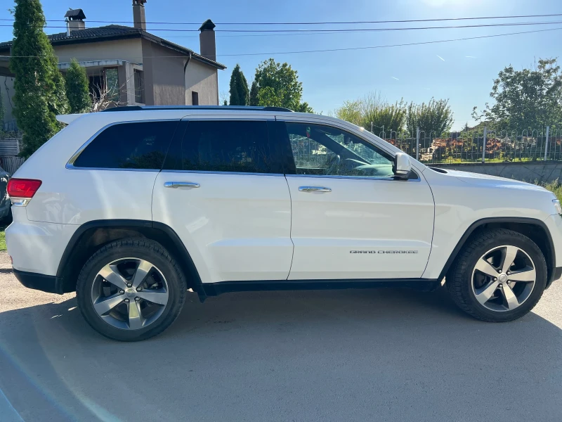 Jeep Grand cherokee, снимка 3 - Автомобили и джипове - 52554665