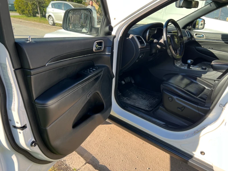 Jeep Grand cherokee, снимка 6 - Автомобили и джипове - 52554665