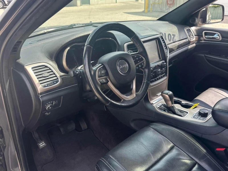Jeep Grand cherokee Overland* Distronic* Обдух* подгрев* H&K, снимка 8 - Автомобили и джипове - 52319872
