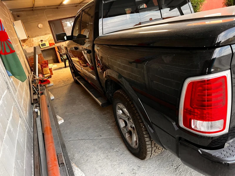 Dodge RAM 1500, снимка 4 - Автомобили и джипове - 53474164