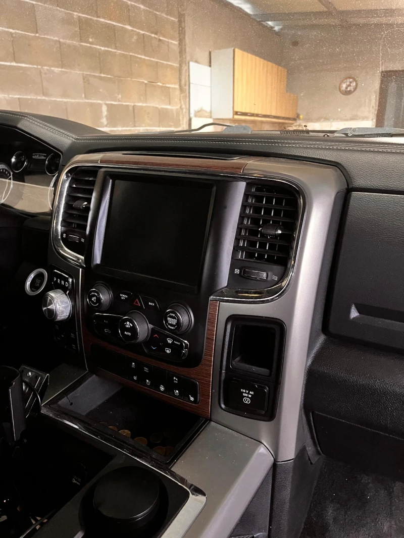 Dodge RAM 1500, снимка 14 - Автомобили и джипове - 53474164