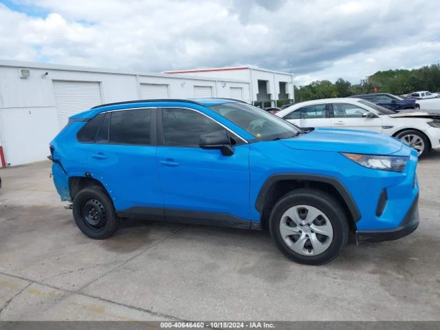 Toyota Rav4 LE, снимка 7 - Автомобили и джипове - 48238963