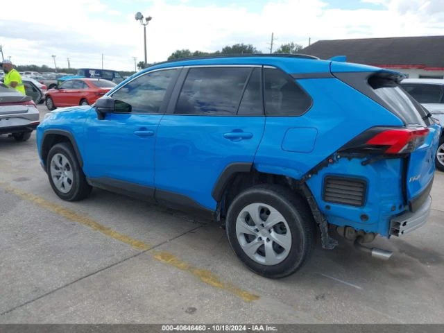 Toyota Rav4 LE, снимка 3 - Автомобили и джипове - 48238963