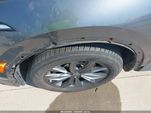 VW Tiguan 2.0T SE | Mobile.bg   6