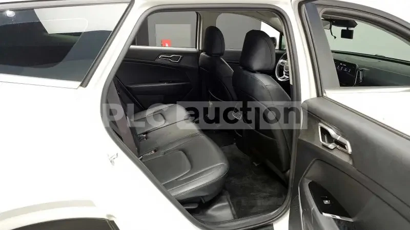 Kia Sportage  2.0d AWD / ���� / ��������� / BLIND SPOT  | Mobile.bg � ����������� 10