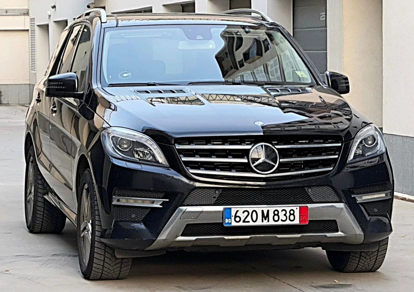 Mercedes-Benz ML 350 MERCEDES ML350d AMG* Distronic* Panorama* CAM* Hea - изображение 7