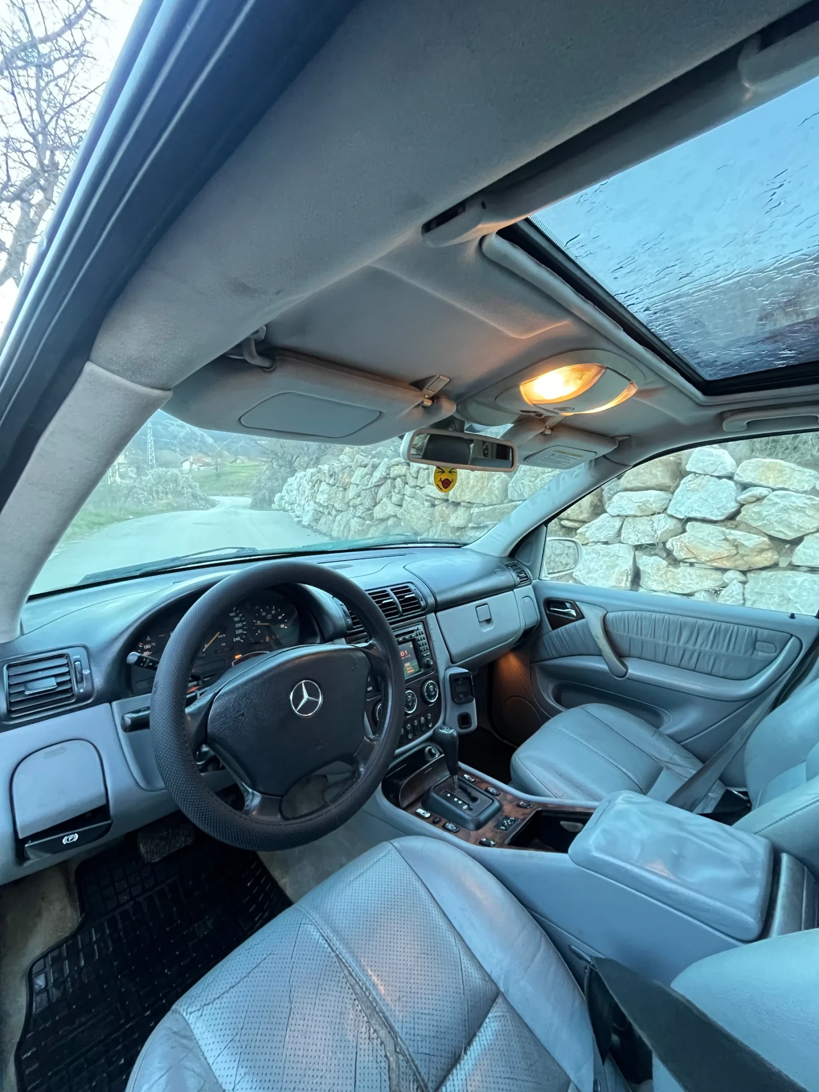 Mercedes-Benz ML 270  - изображение 9