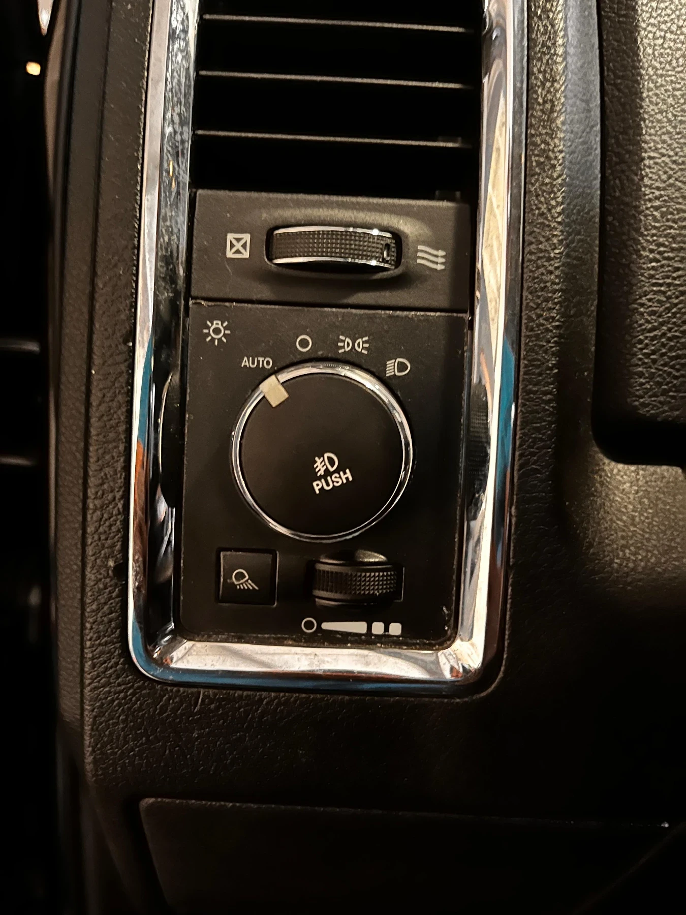 Dodge RAM 1500 | Mobile.bg � ����������� 11