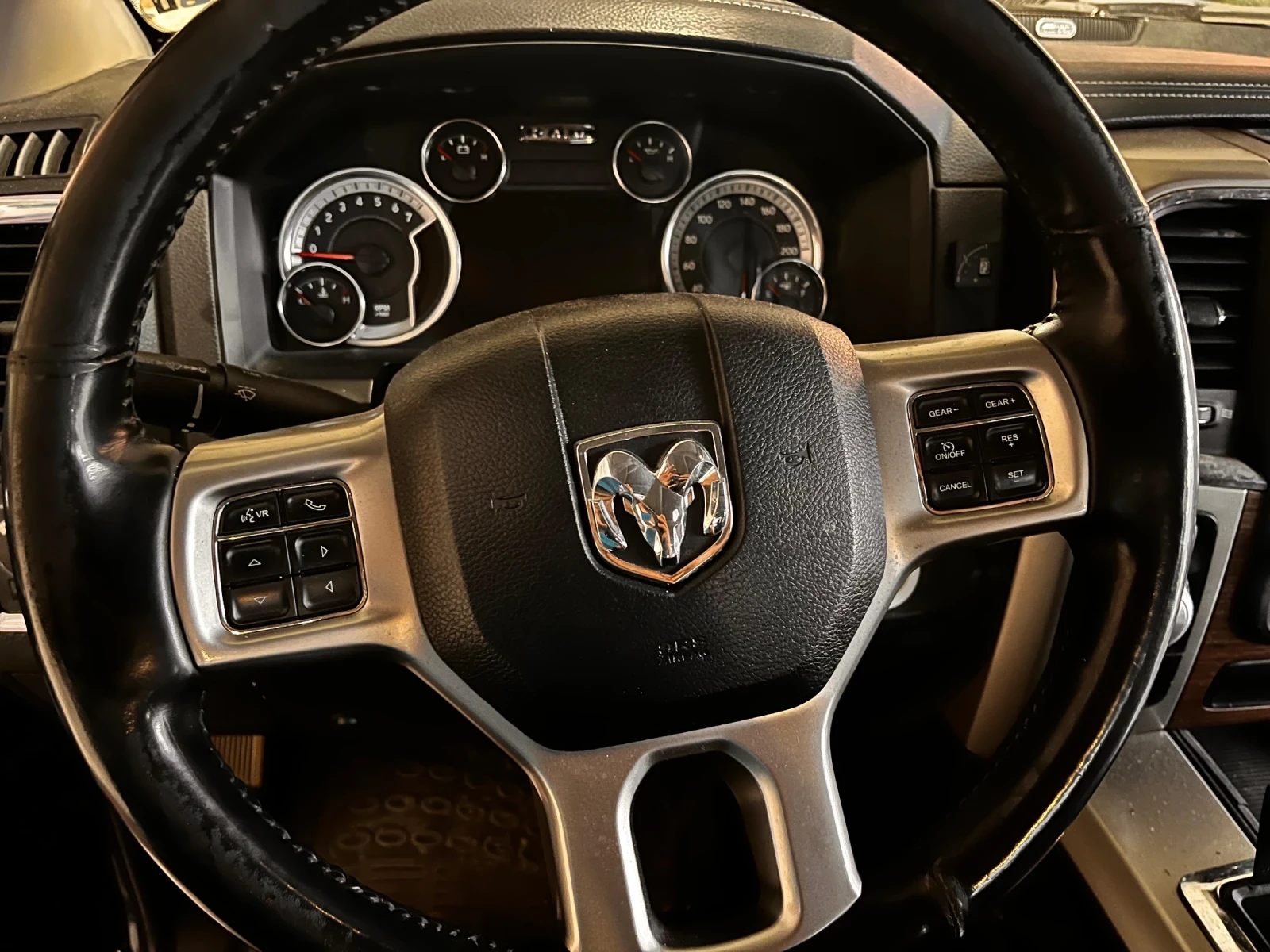 Dodge RAM 1500 | Mobile.bg � ����������� 17