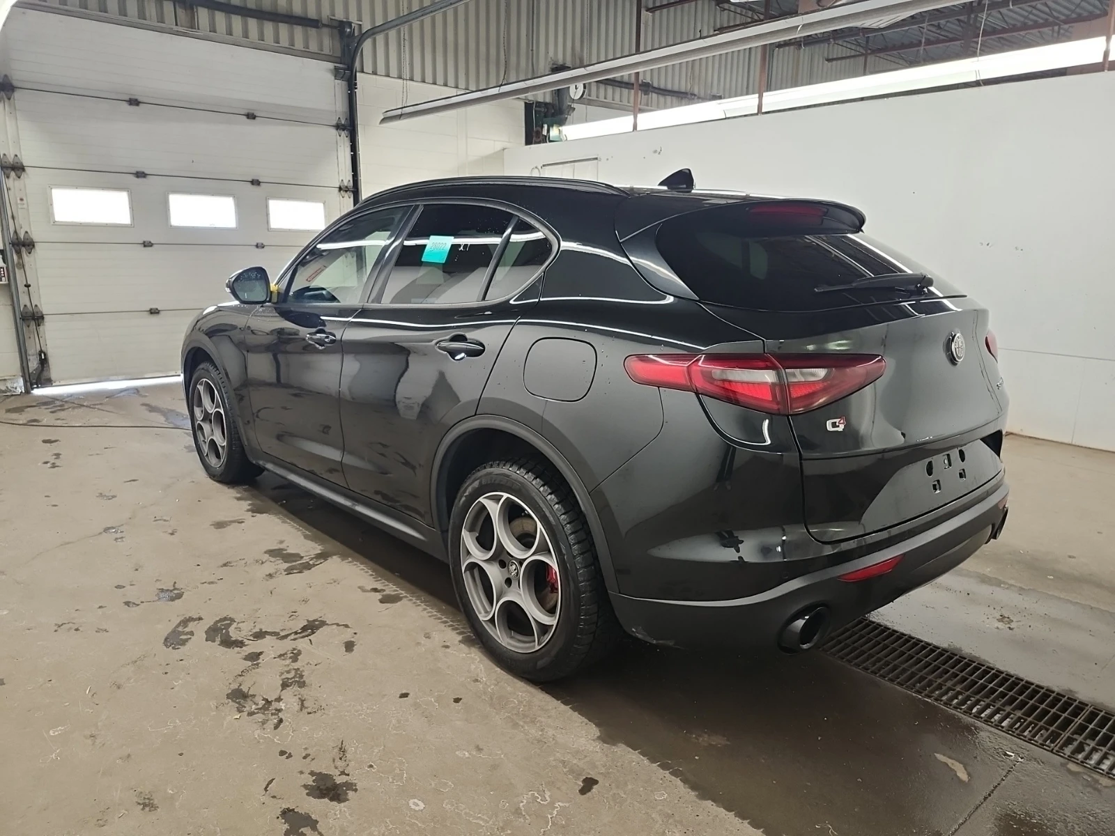 Alfa Romeo Stelvio SPRINT * Blind Spot * CARFAX * АВТО КРЕДИТ * , снимка 5 - Автомобили и джипове - 54825790