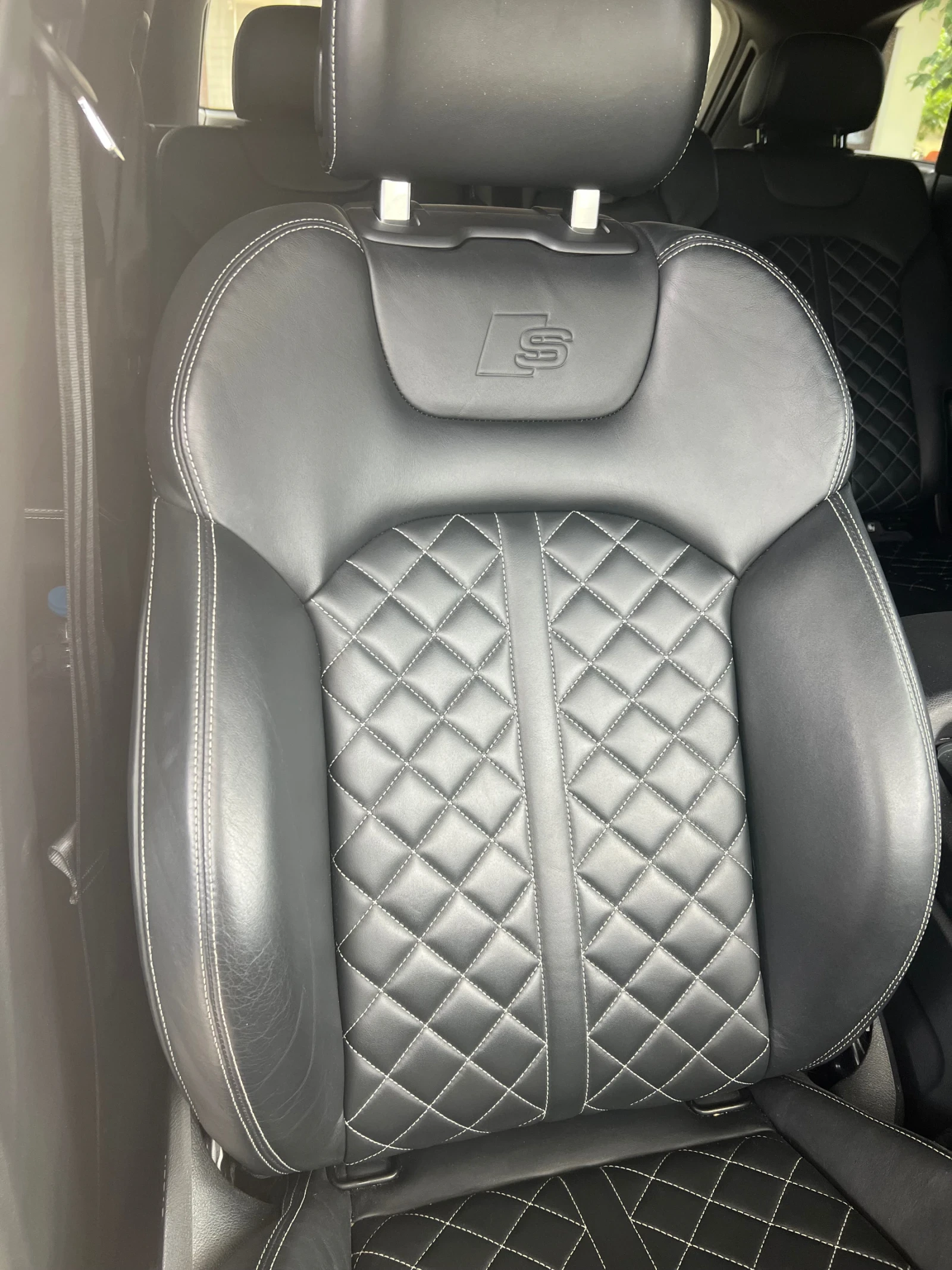 Audi Q7, снимка 7 - Автомобили и джипове - 55596318
