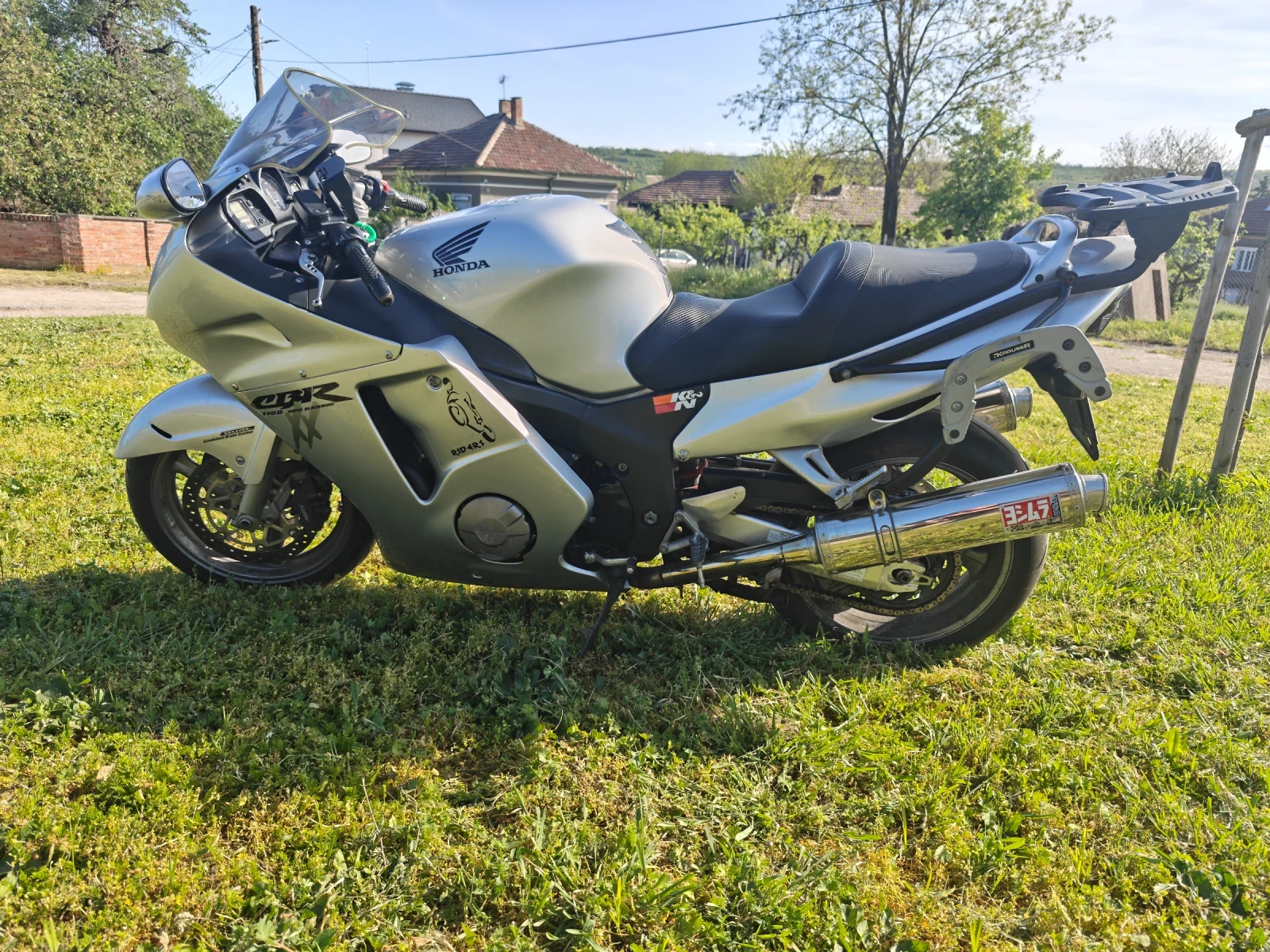 Honda Cbr 1100 XX, снимка 2 - Мотоциклети и мототехника - 55206598