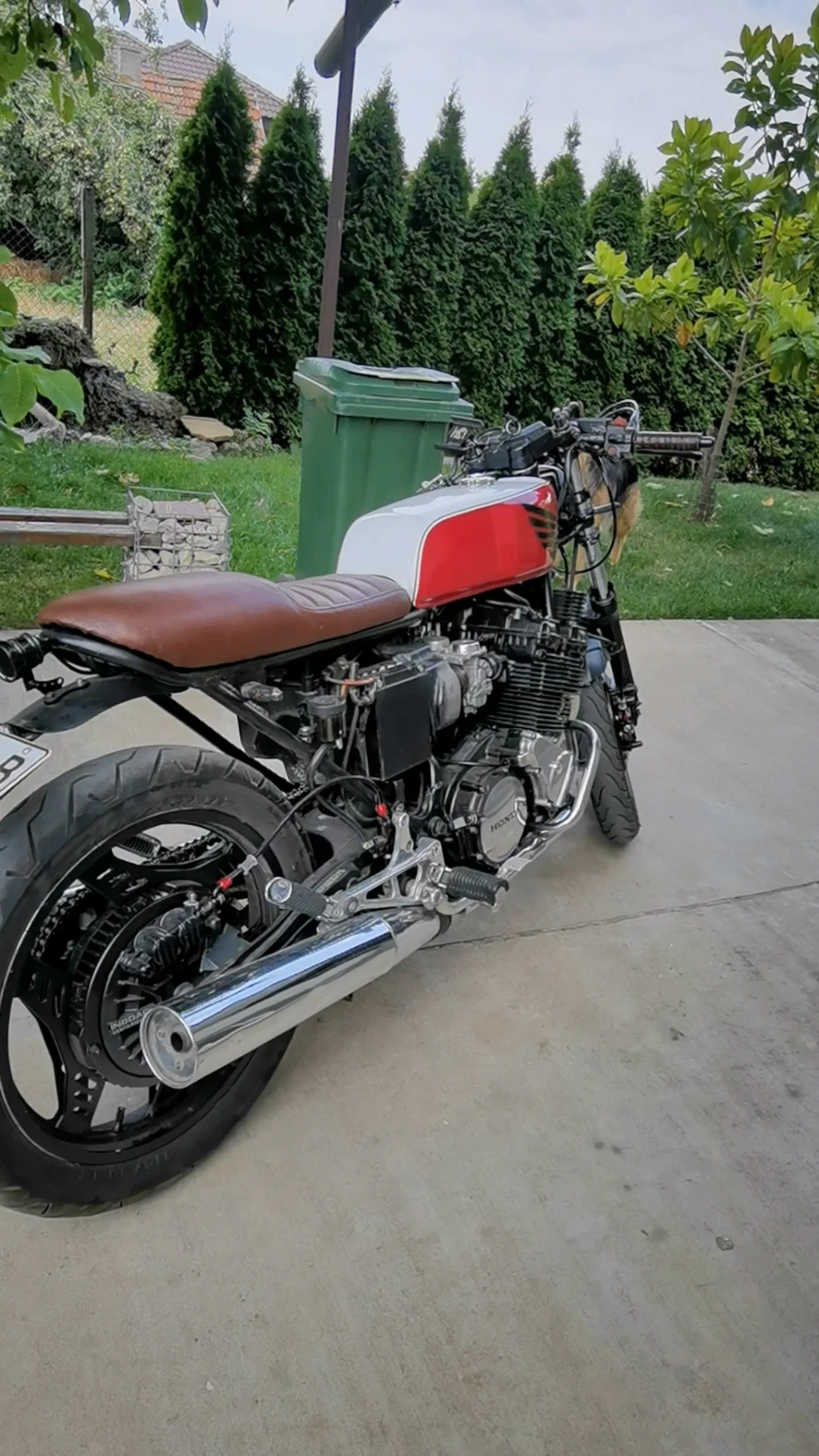 Honda Cbx 550 , снимка 2 - Мотоциклети и мототехника - 56297610