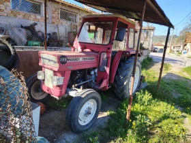 Трактор Massey, снимка 2