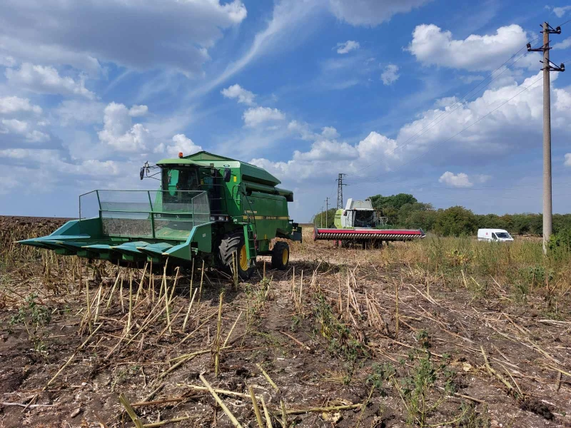 Комбайн John Deere 2066HM, снимка 3 - Селскостопанска техника - 47352671