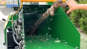 Други специализирани машини Друга Нова Самоходна дробилка на клони FOR, снимка 5 - Индустриална техника - 53615973