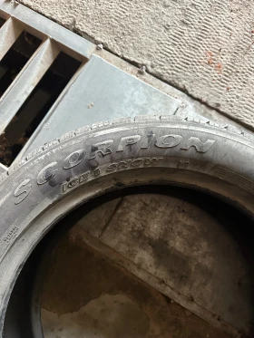 Гуми Зимни 275/50R20, снимка 3