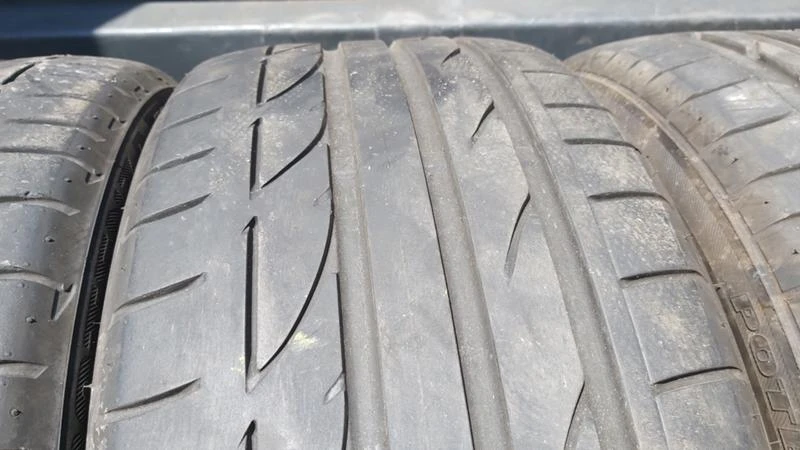 Гуми Летни 225/40R18, снимка 5 - Гуми и джанти - 29340732