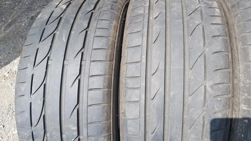 Гуми Летни 225/40R18, снимка 2 - Гуми и джанти - 29340732