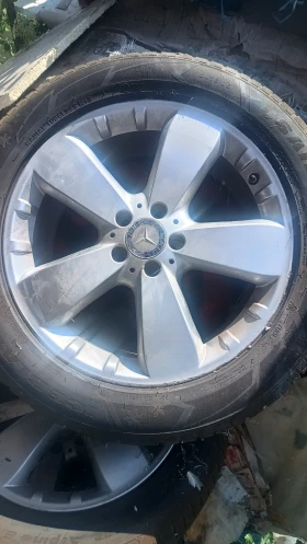 ����� �� �������� �� ���� � ������ 255/50R19 �� Mercedes-Benz ML 350