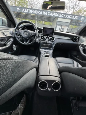Mercedes-Benz C 300, снимка 8