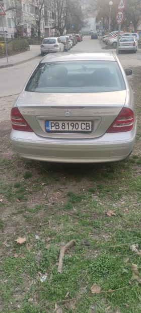 Обява за продажба на Mercedes-Benz C 220 ~3 650 лв. - изображение 2 | Auto.bg Обява за продажба на Mercedes-Benz C 220 ~3 650 лв. - изображение 2
